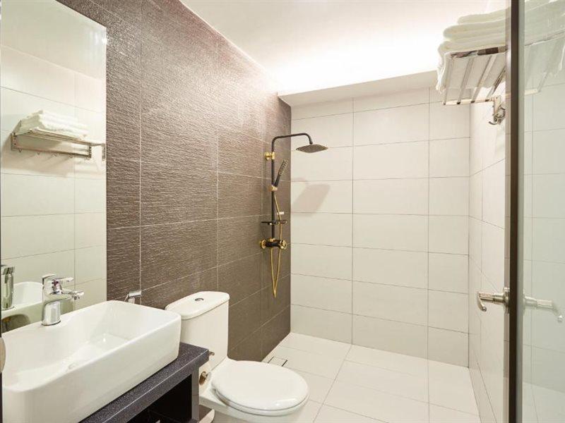 Dream Luxury Hotel Muar Bagian luar foto