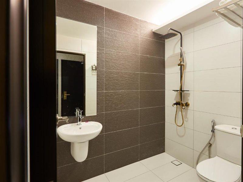 Dream Luxury Hotel Muar Bagian luar foto