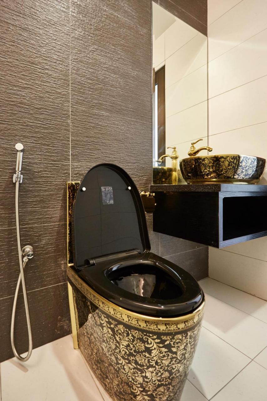 Dream Luxury Hotel Muar Bagian luar foto